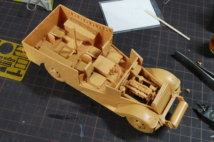 U.S. M3A1 WHITE SCOUT CAR EARLY PRODUCTION HOBBY BOSS 1/35 MAKING