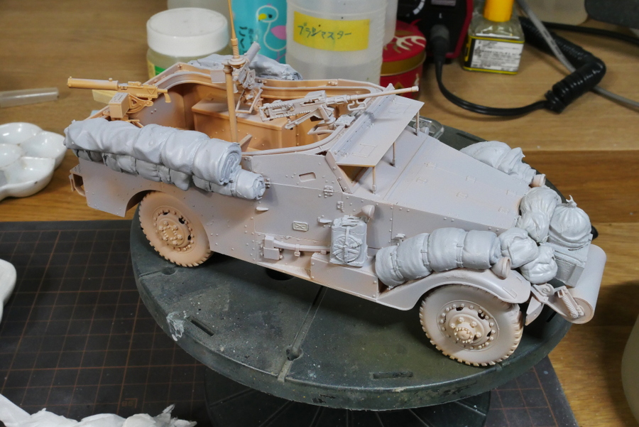 U.S. M3A1 WHITE SCOUT CAR EARLY PRODUCTION HOBBY BOSS 1/35 PAINTING