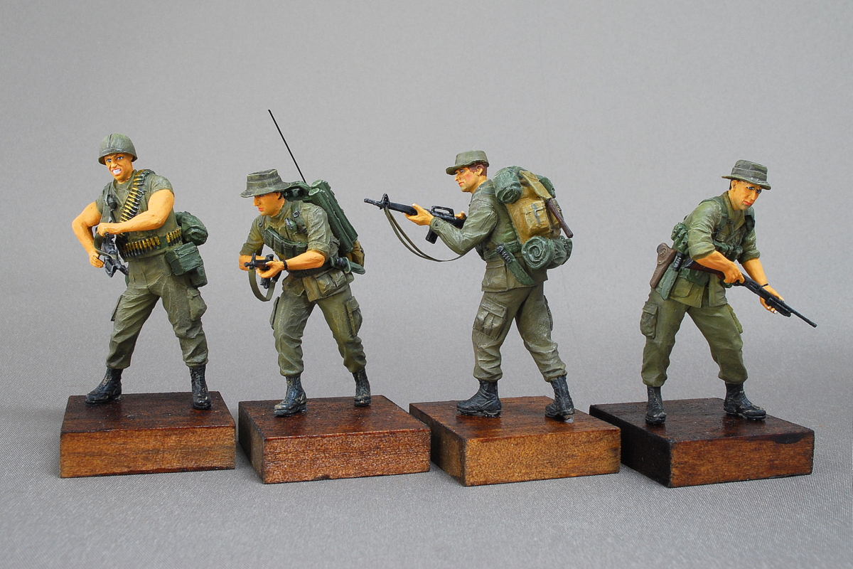 Master Box 3595 Jungle Patrol Vietnam War Series Scale Plastic Model Kit 1/35 