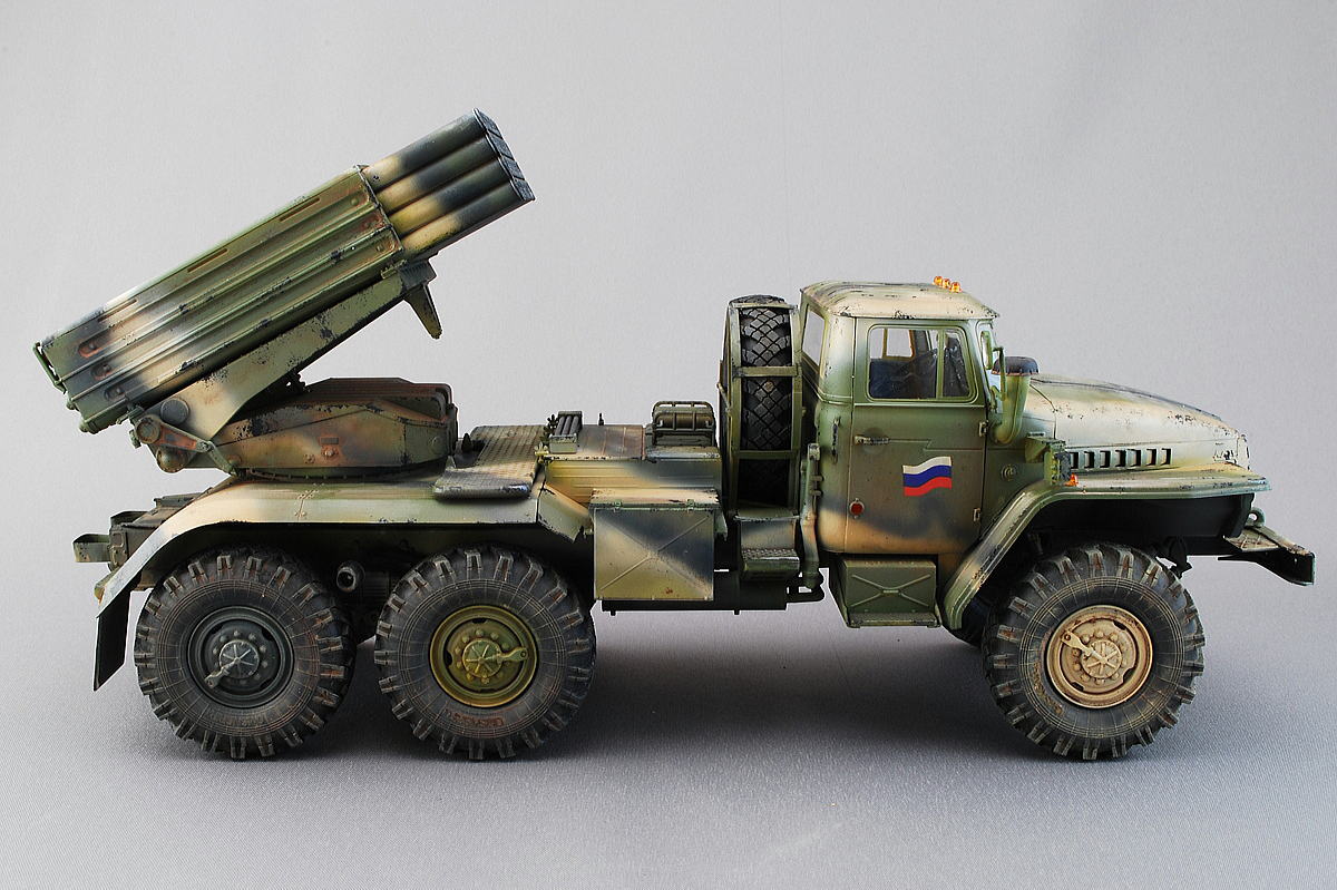 1/72 BM-21 Grad USSR Military Vehicle Rocket Launcher Die Cast model 33 