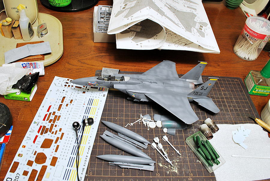 F-15E STRIKE EAGLE HASEGAWA 1/72 PAINTING