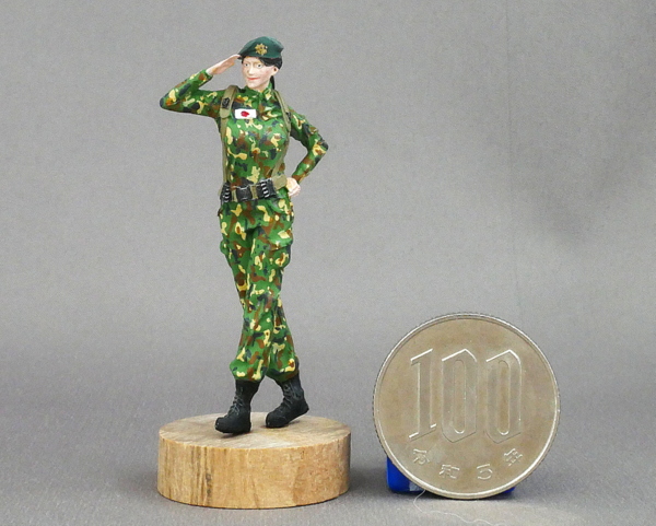JGSDF Woman Soldier 1/35 scale