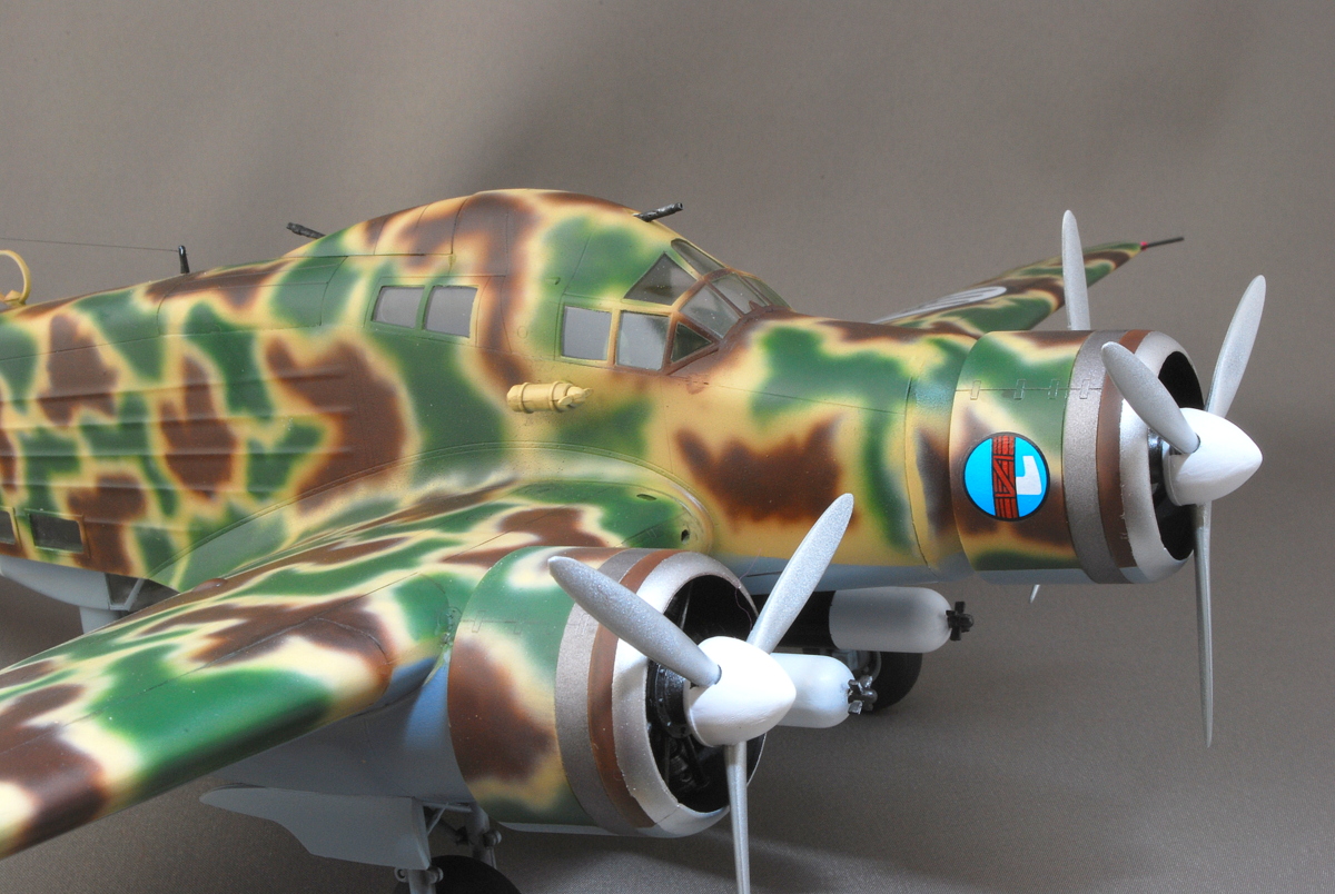 савойя-маркетти s. самолет савойя маркетти спарвиерро. 79. 74 1:72 кабина. S 79 sparviero.