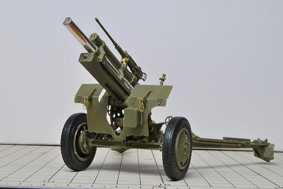 105mm榴弾砲 アメリカ軍 AFVクラブ 1/35 機関銃も付いている榴弾砲