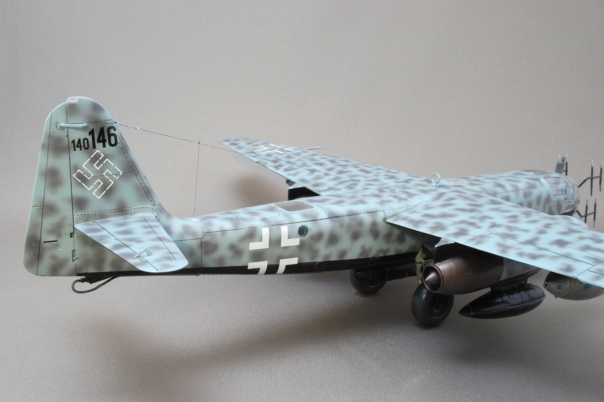 アラド Ar234B-2 ナハティガル 偵察機 ハセガワ 1/48 完成写真 デカールの黄ばみ リキッドデカールフィルム