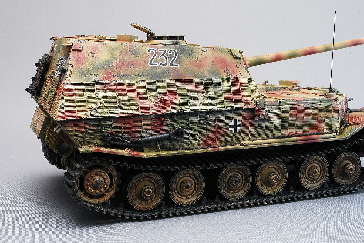 エレファント重駆逐戦車 Sd.Kfz.184 タミヤ 1/35 完成写真 マーキングは第653重戦車駆逐大隊、第2中隊所属車両232号車、1944年初夏の東部戦線