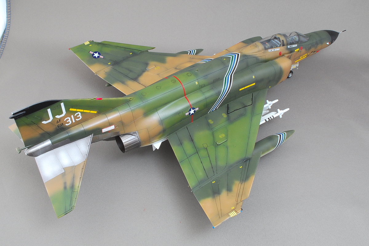 1/48 アメリカ空軍F-4ファントムⅡ(第23戦術戦闘飛行隊仕様) 塗装完成