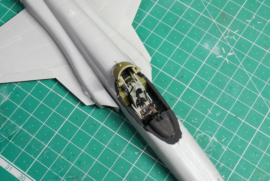 アメリカ海軍戦闘機 F-5N タイガー II VFC-111 サンダウナーズ AFVクラブ 1/48 プラモデル製作手順 組立と塗装 製作記 完成写真