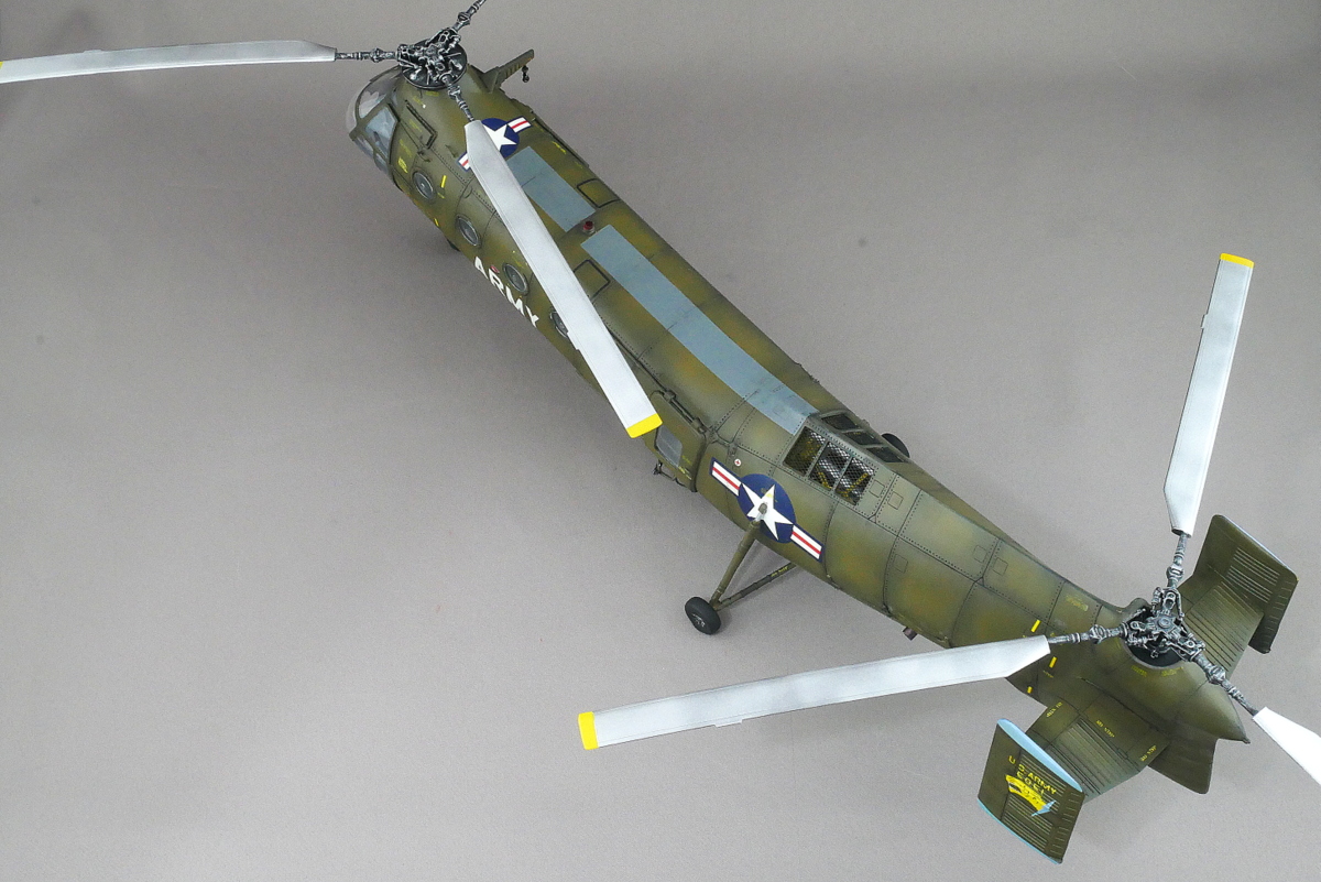 H-21C ショーニー “フライングバナナ” イタレリ 1/48 完成作品 プラモデル製作