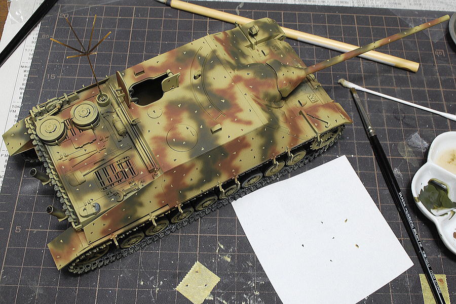IV号駆逐戦車70 (V) ラング クレオス グンゼ産業 1/35 三角のドットの迷彩塗装