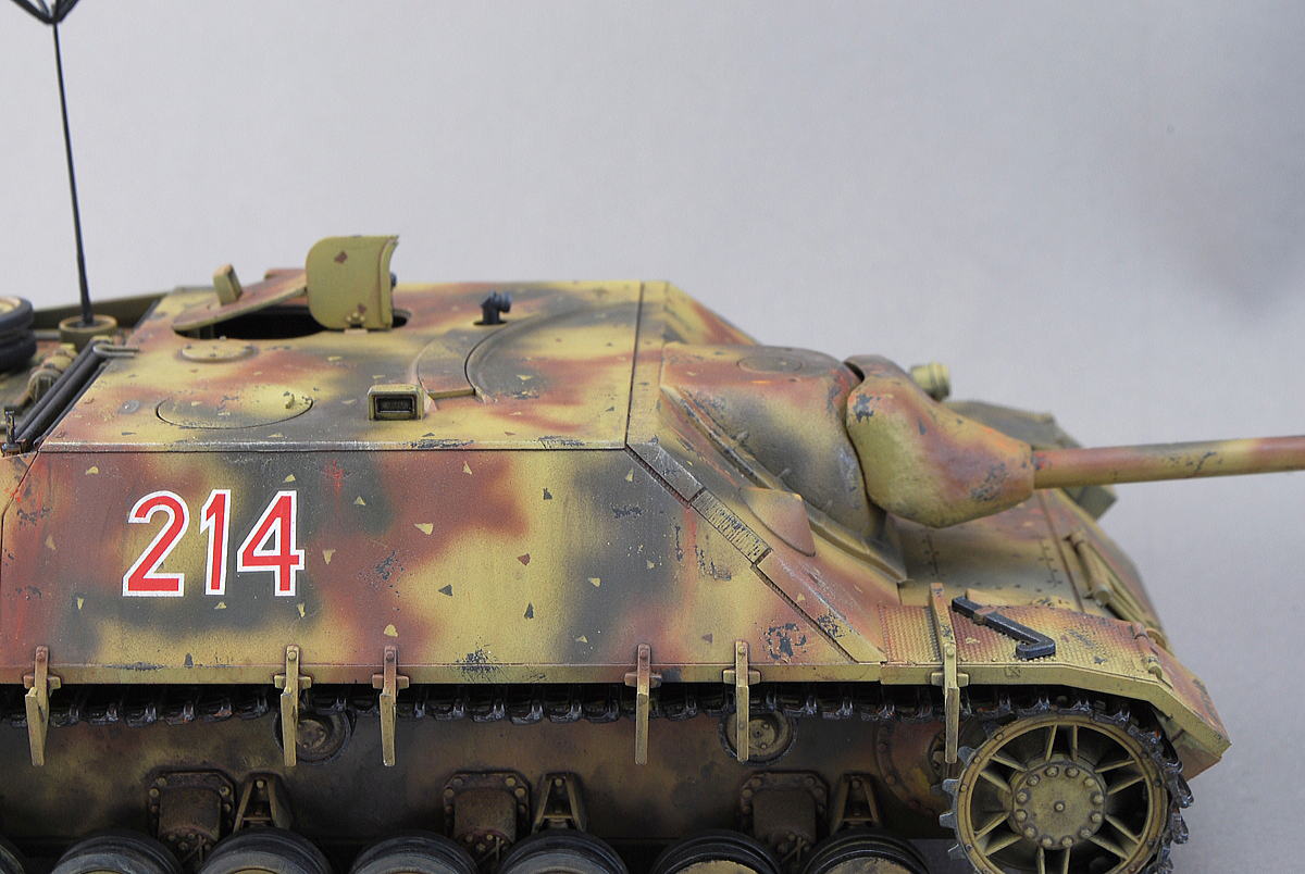 IV号駆逐戦車70 (V) ラング クレオス グンゼ産業 1/35 完成写真 水性塗料を剥がしてのチッピング