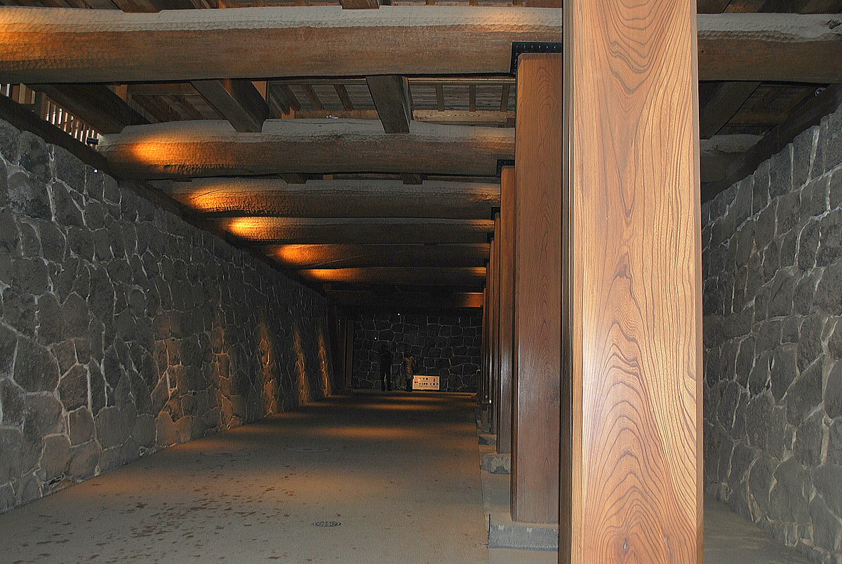 闇り通路（くらがりつうろ）という日本の城でも珍しい地下通路