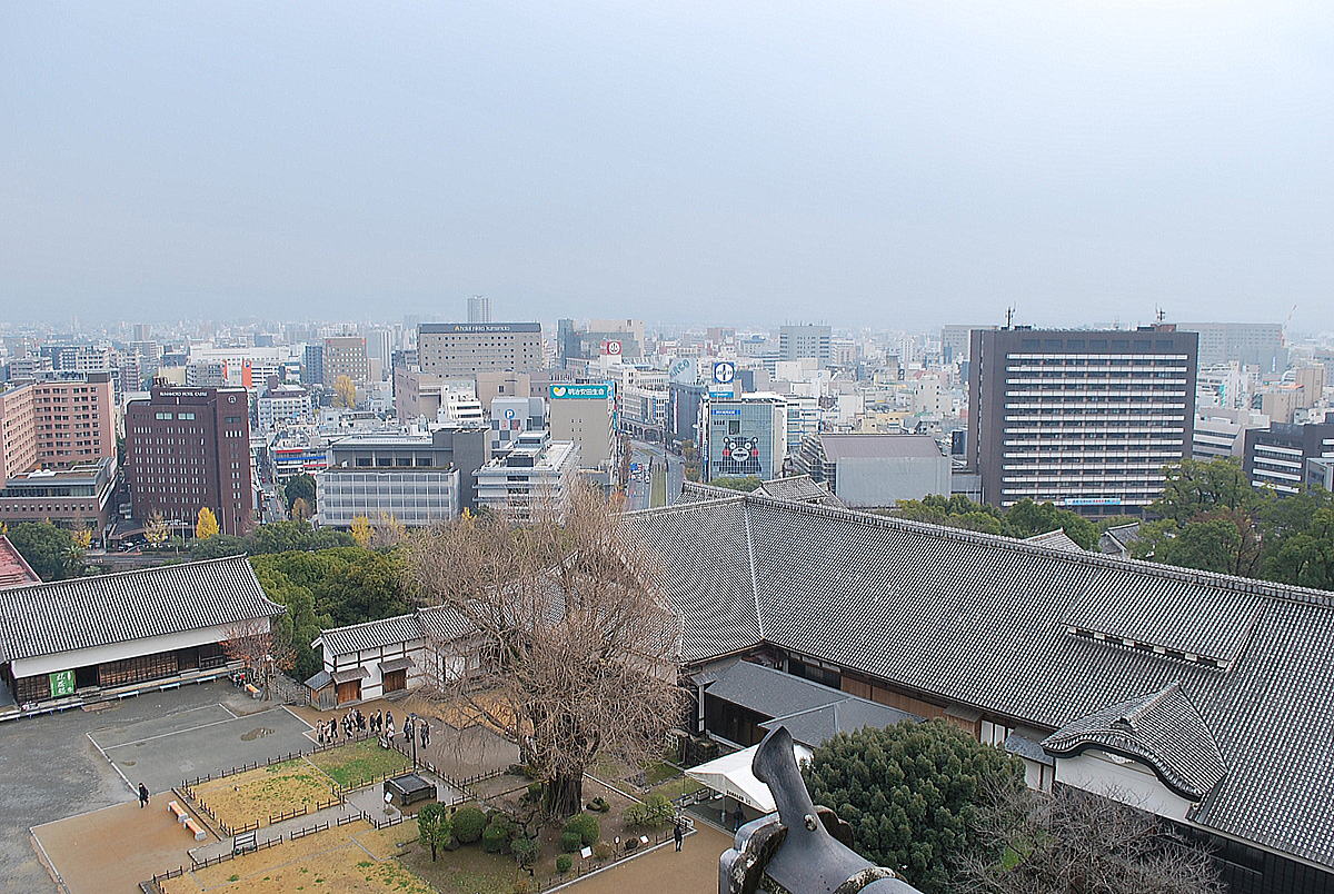 熊本城天守閣からの眺め 市街中心部方向