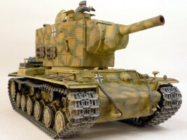 KV-2 鹵獲戦車 トランペッター 1/35 完成写真