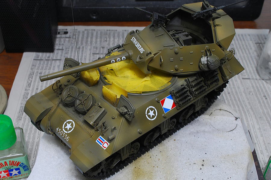 M10 GMC 駆逐戦車 アカデミー 1/35 マーキングは自由フランス軍