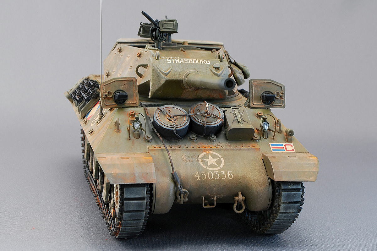 M10 GMC 駆逐戦車 アカデミー 1/35 完成写真 ライトの透明部品