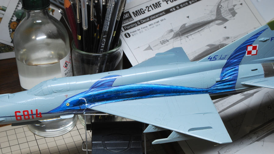 MiG-21MF アカデミー 1/48 左右のカジキマグロを筆塗りで描いた