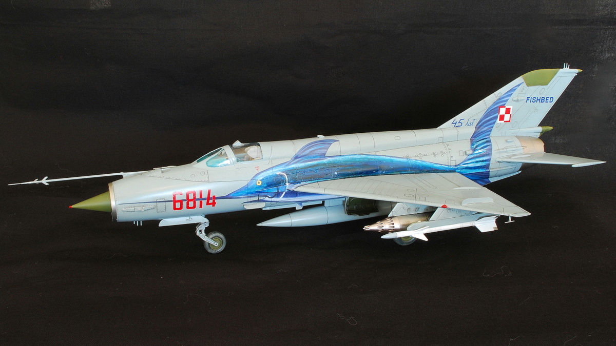 MiG-21MF アカデミー 1/48 完成写真 MFは輸出型の機体 ポーランド空軍