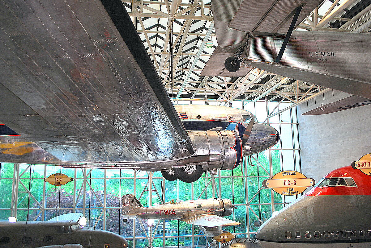 ダグラス DC-3