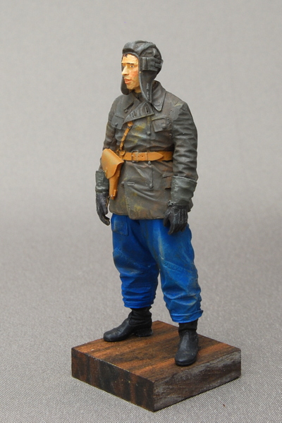 ソビエト軍戦車兵 アルパイン 1/35 完成写真 青い作業ズボン