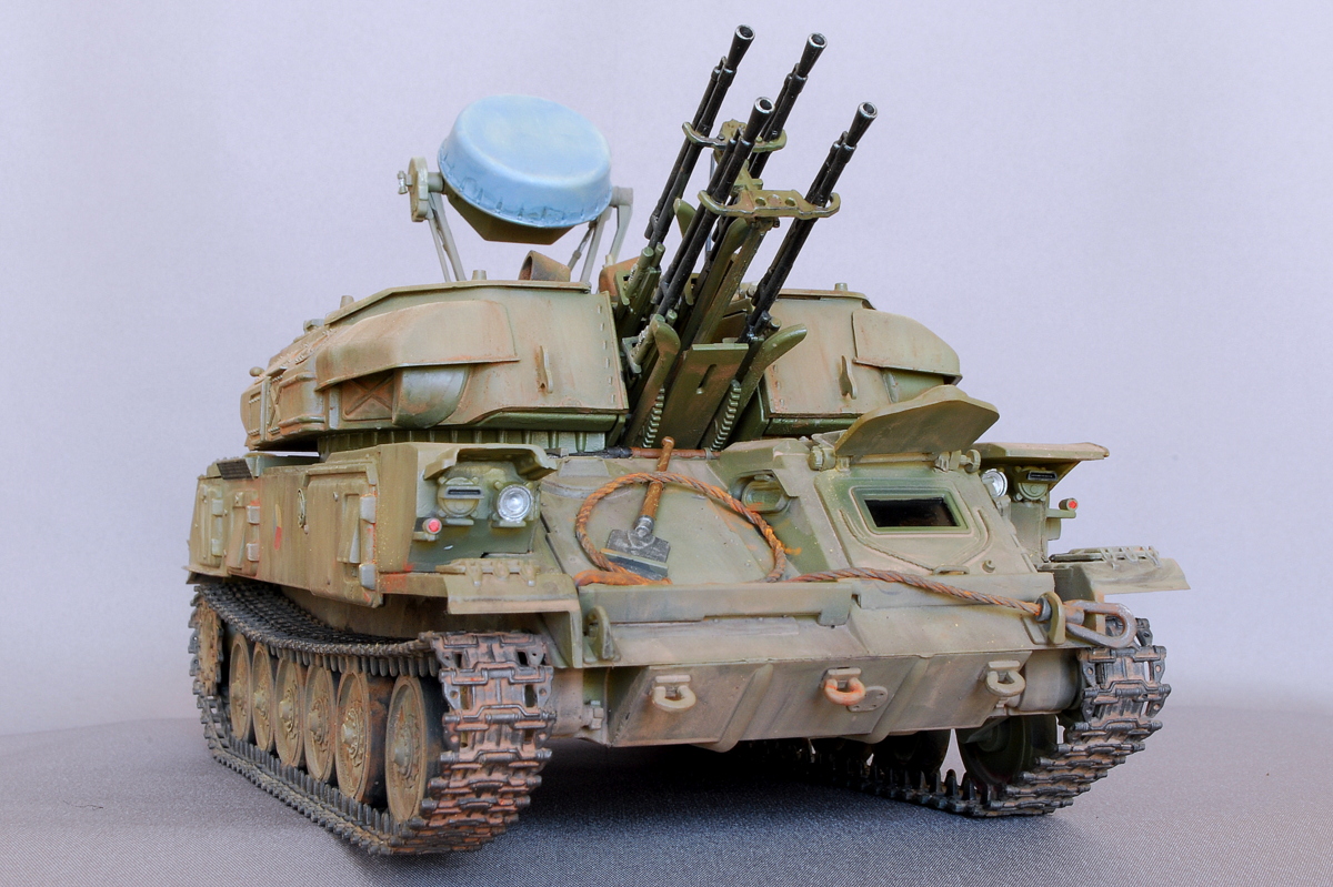 シルカ ZSU-23-4V1 チェコスロバキア軍自走式高射機関砲 ドラゴン 1/35 組立と塗装・製作記・完成写真, プラモデル | 細密桃源郷