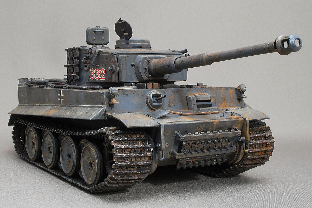 タイガー重戦車 ティーガーI 初期型 イタレリ 1/35 完成写真 部分連結キャタピラ