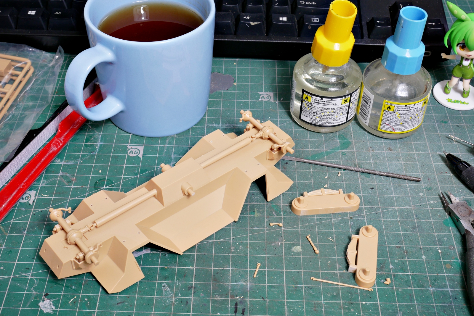 ドイツ軍 ADGZ 8輪装甲車 シュタイアー ホビーボス 1/35 プラモデル製作手順 組立と塗装 製作記 完成写真