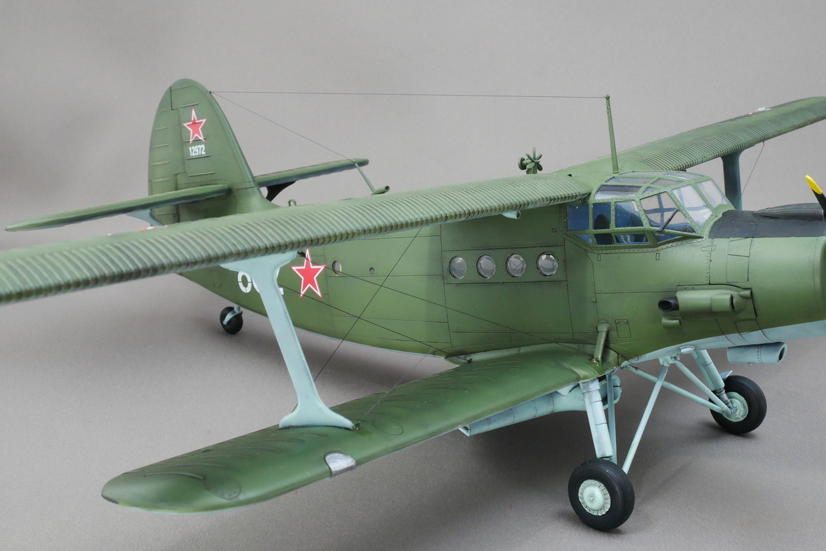 アントノフ AN-2/AN-2CX COLT ホビーボス 1/48 組立と塗装・製作記・完成写真