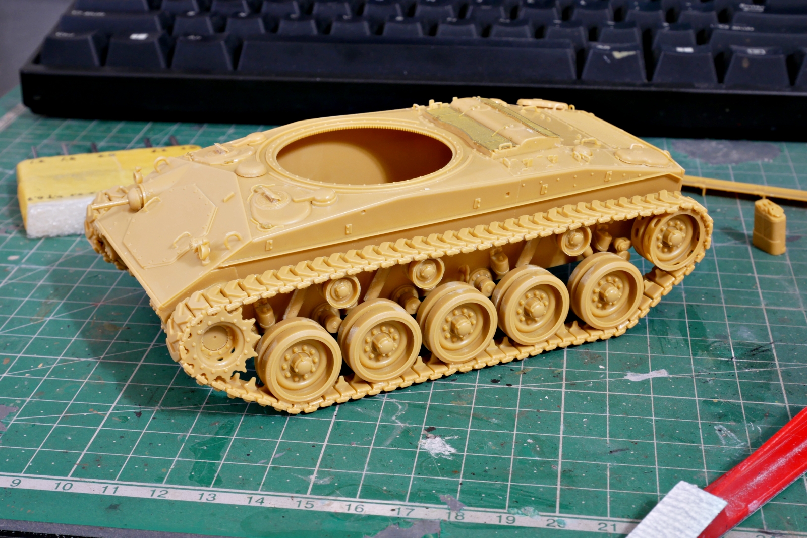 M24チャーフィー軽戦車, 陸上自衛隊, ブロンコモデル, 1/35, プラモデル製作手順, 組立と塗装, 製作記, 完成写真