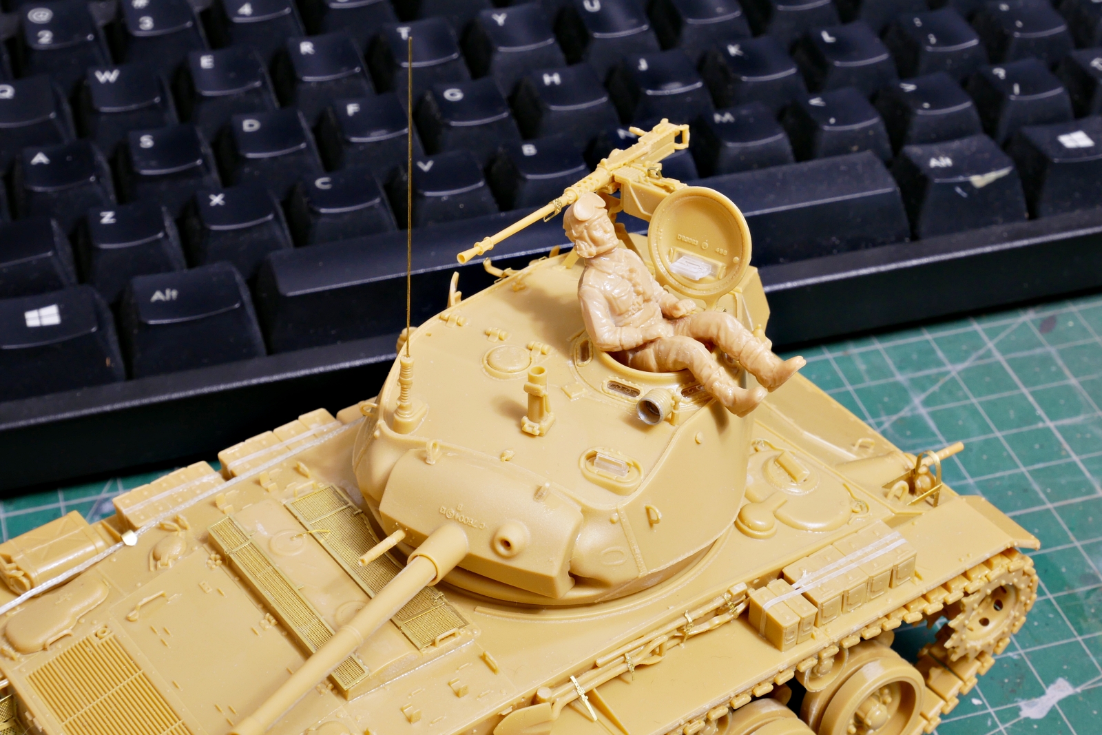 M24チャーフィー軽戦車, 陸上自衛隊, ブロンコモデル, 1/35, プラモデル製作手順, 組立と塗装, 製作記, 完成写真
