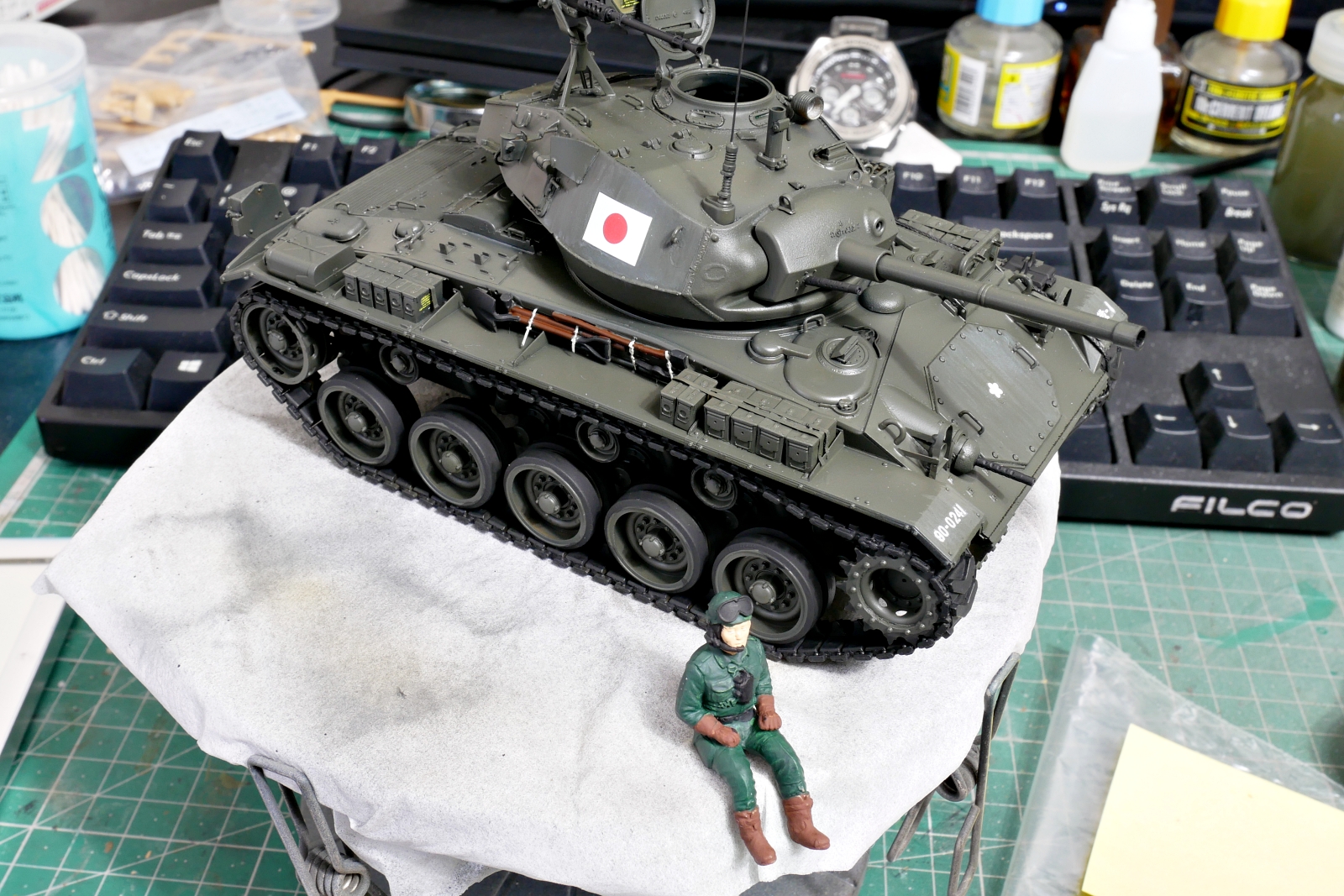M24チャーフィー軽戦車 陸上自衛隊 ブロンコモデル 1/35 M24チャーフィー軽戦車 陸上自衛隊 ブロンコモデル 1/35