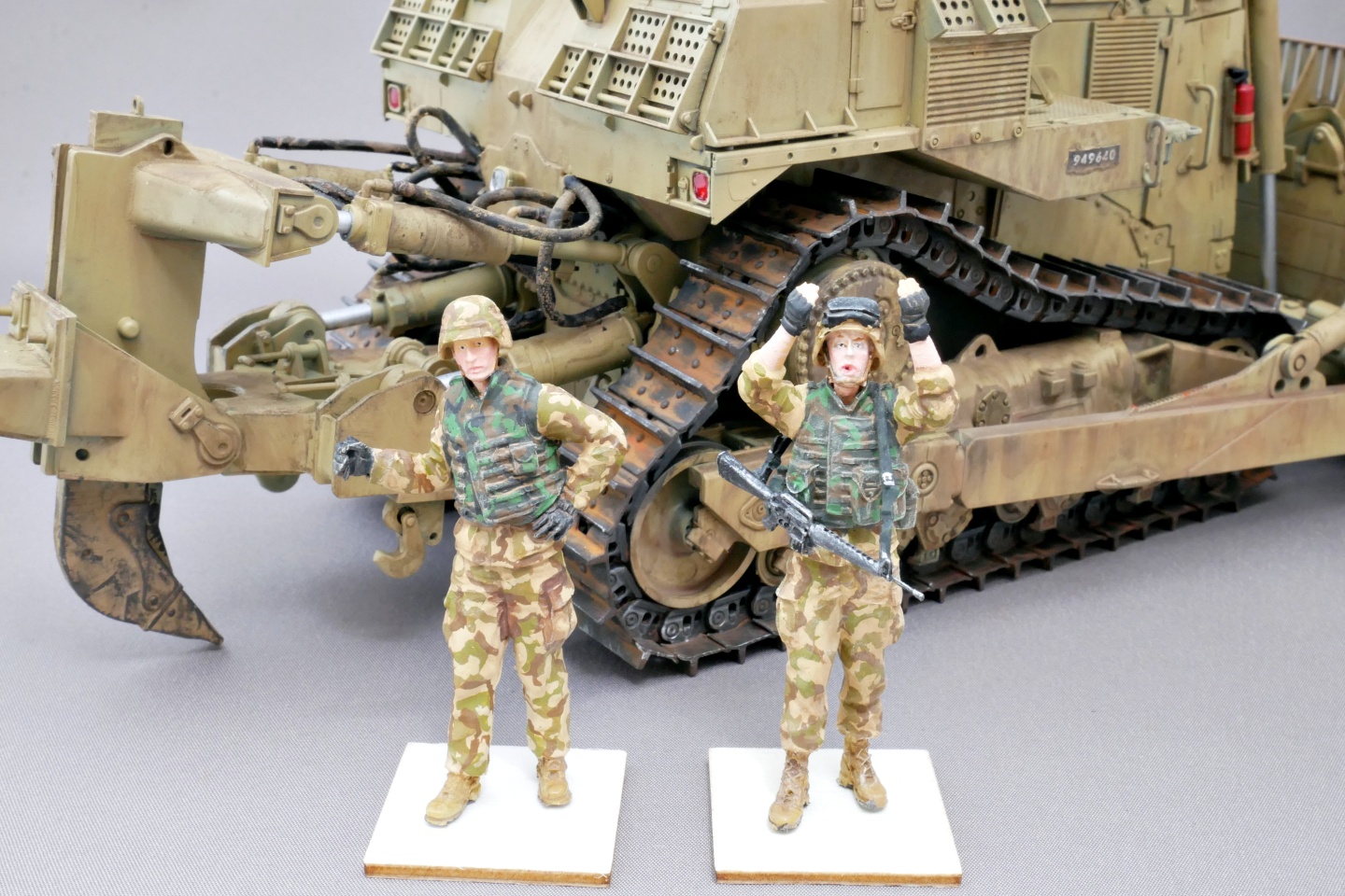 D9R, 装甲ブルドーザー, メンモデル, 1/35, プラモデル製作手順, 組立と塗装, 製作記, 完成写真