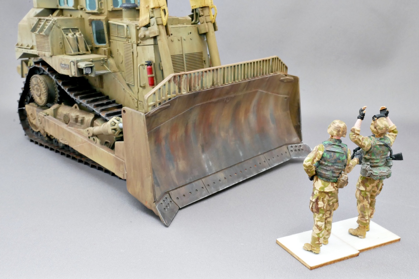 D9R, 装甲ブルドーザー, メンモデル, 1/35, プラモデル製作手順, 組立と塗装, 製作記, 完成写真