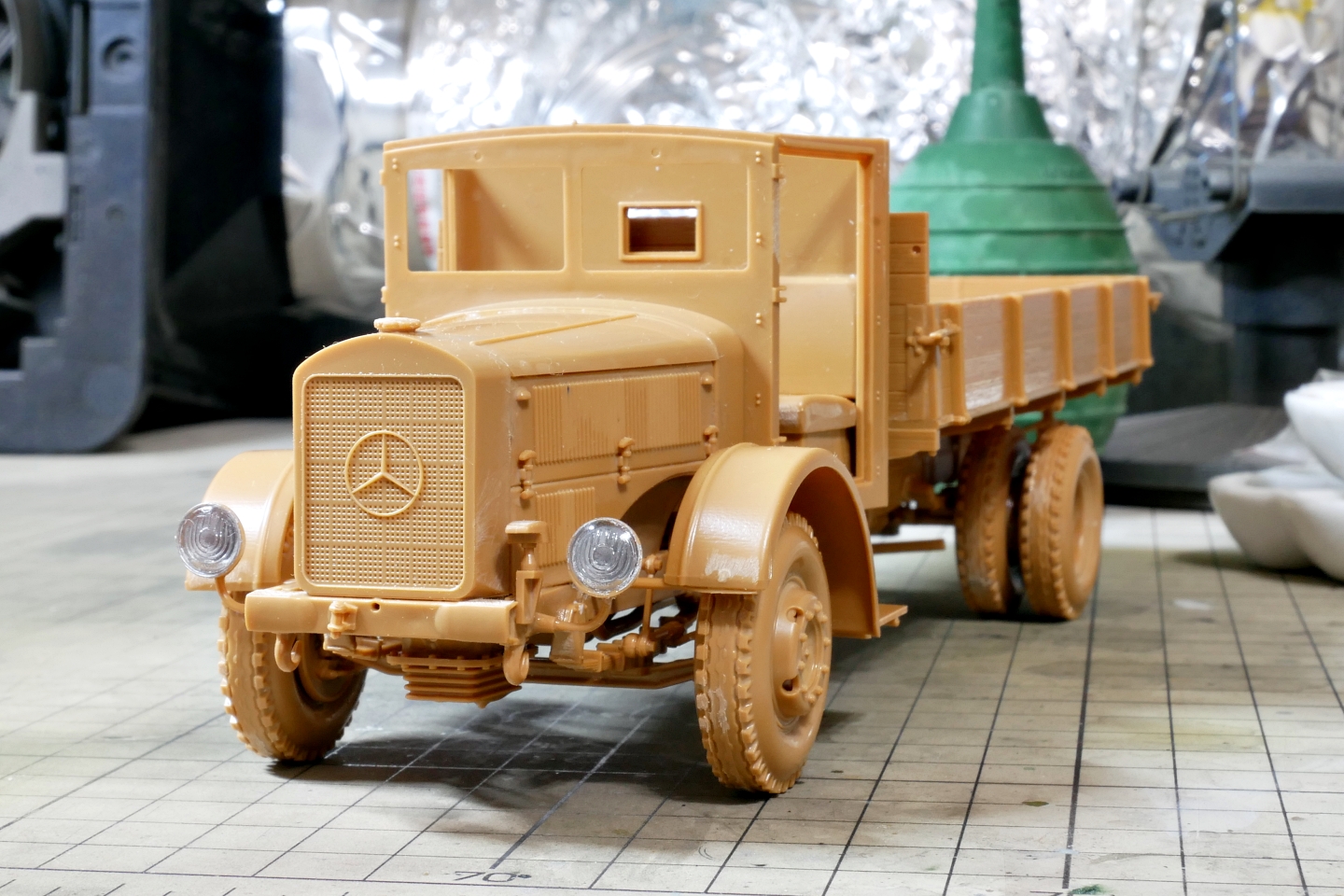 ドイツ軍 ダイムラーベンツ L-4500 軍用トラック ズベズダ 1/35 プラモデル製作手順 組立と塗装 製作記 完成写真