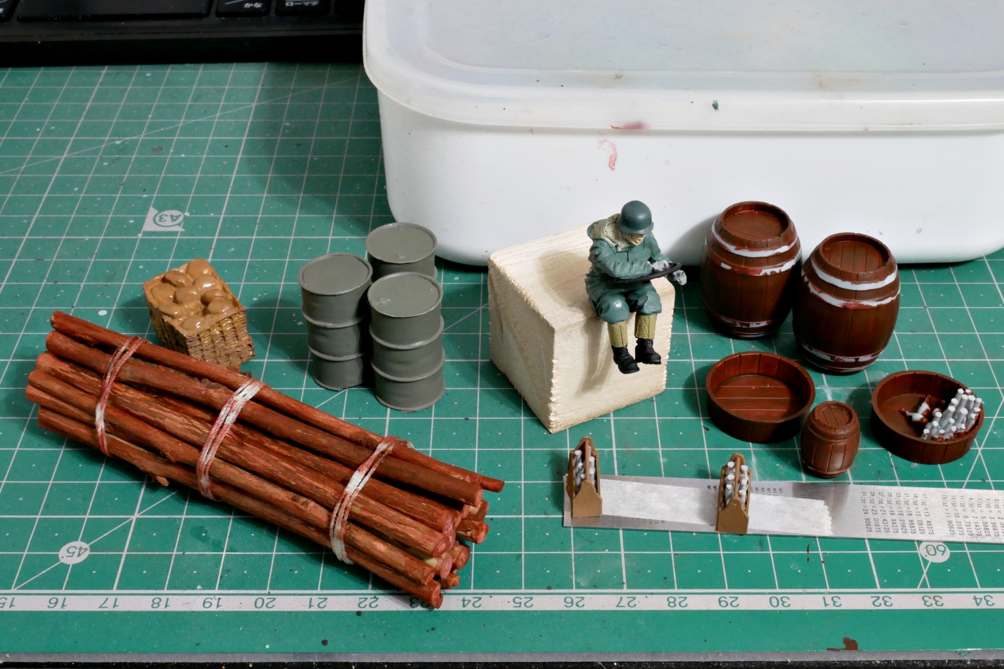 ドイツ軍 ダイムラーベンツ L-4500 軍用トラック ズベズダ 1/35 プラモデル製作手順 組立と塗装 製作記 完成写真