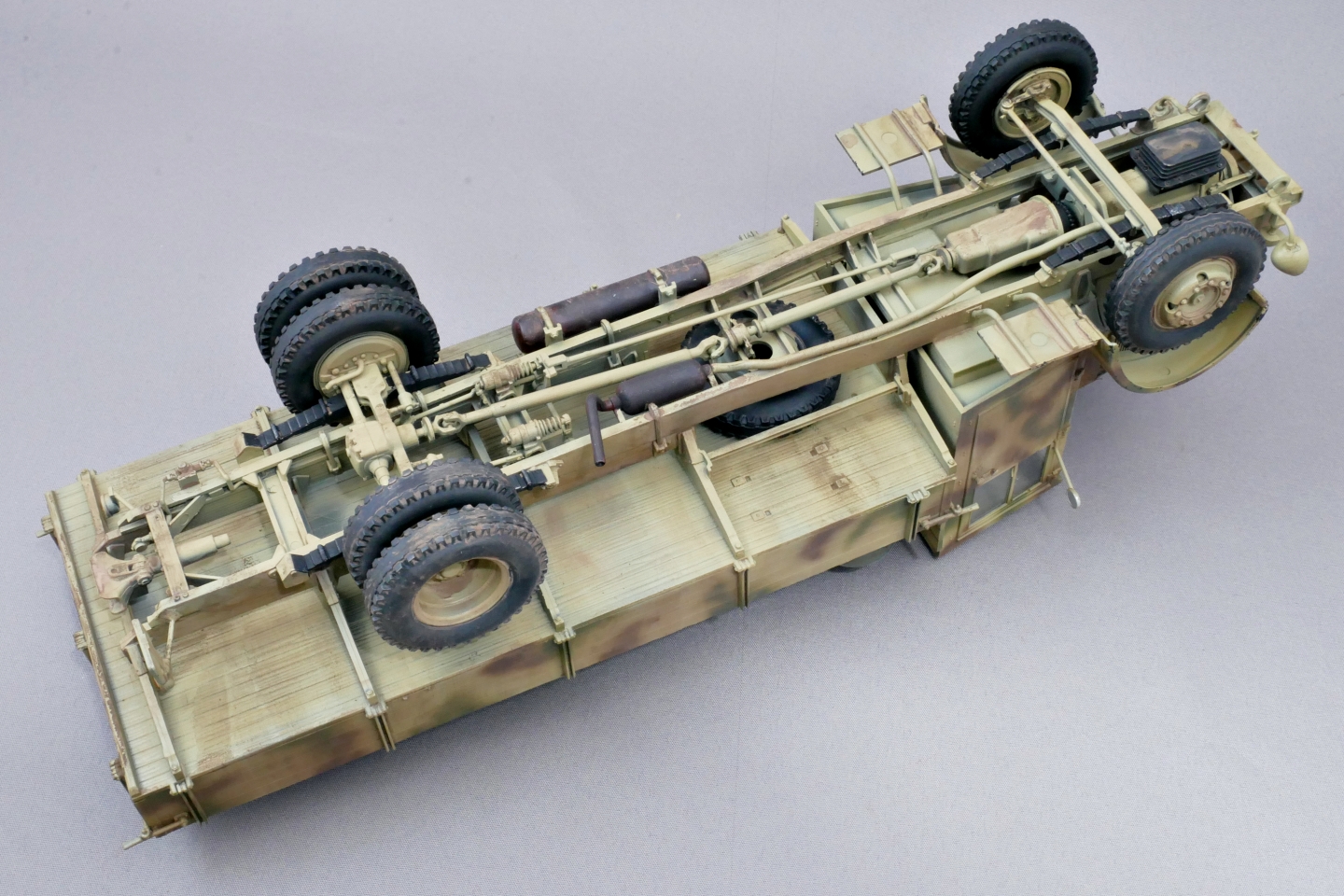 ドイツ軍 ダイムラーベンツ L-4500 軍用トラック ズベズダ 1/35 プラモデル製作手順 組立と塗装 製作記 完成写真