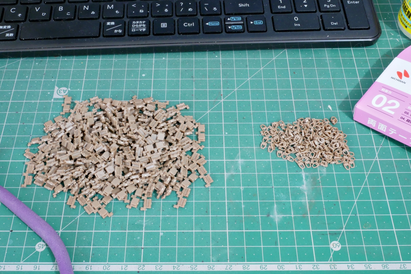 ロシア軍 T-80BV 主力戦車 トランペッター 1/35 プラモデル製作手順 組立と塗装 製作記 完成写真