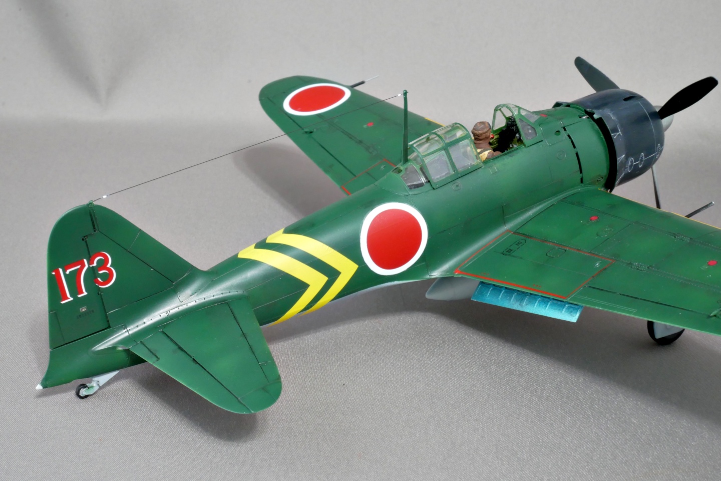 大日本帝国海軍 三菱 零式艦上戦闘機二二型 タミヤ 1/48 プラモデル製作手順 組立と塗装 製作記 完成写真