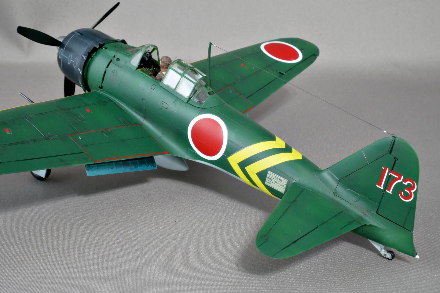 大日本帝国海軍 三菱 零式艦上戦闘機二二型 タミヤ 1/48 プラモデル製作手順 組立と塗装 製作記 完成写真