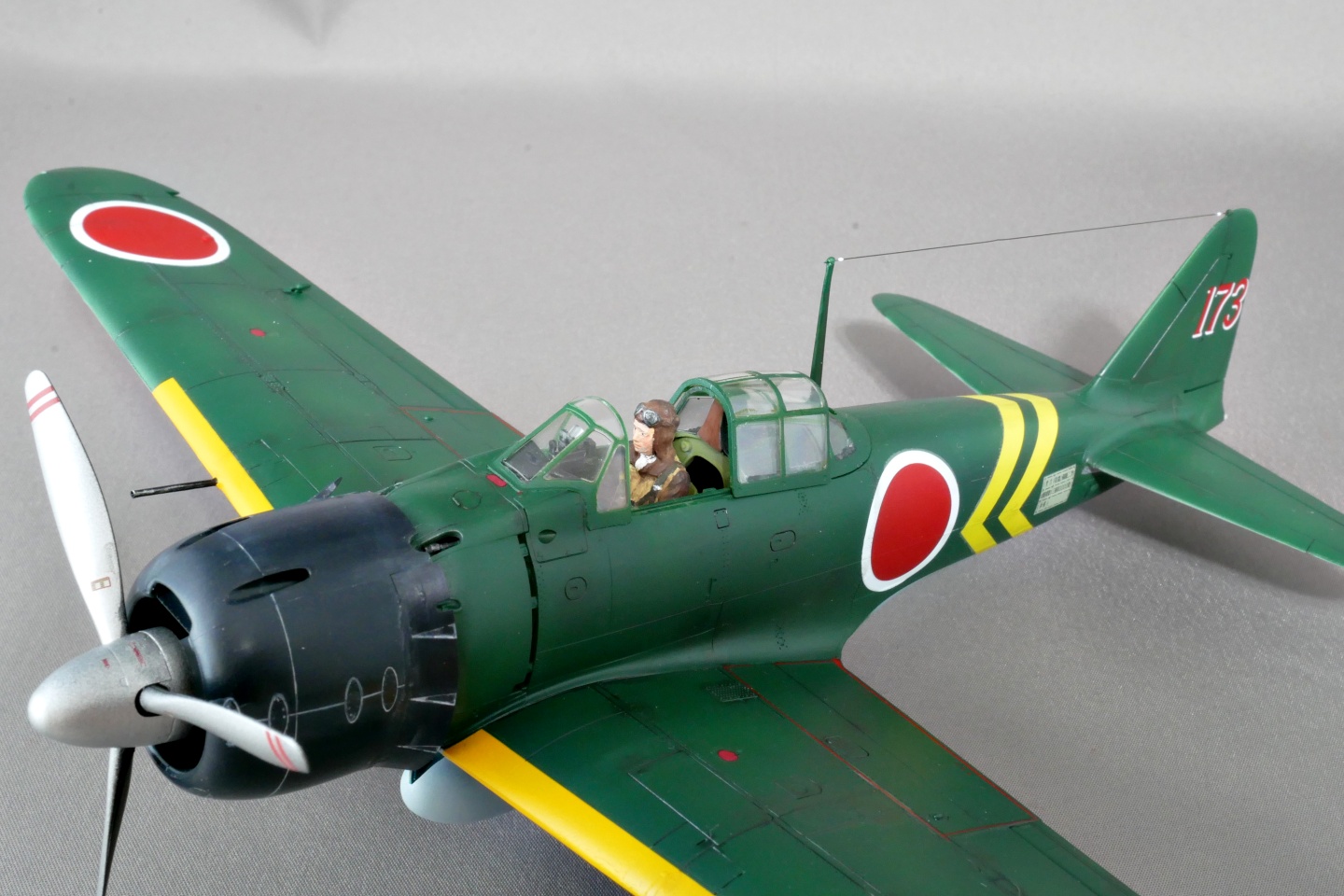 大日本帝国海軍 三菱 零式艦上戦闘機二二型 タミヤ 1/48 プラモデル製作手順 組立と塗装 製作記 完成写真