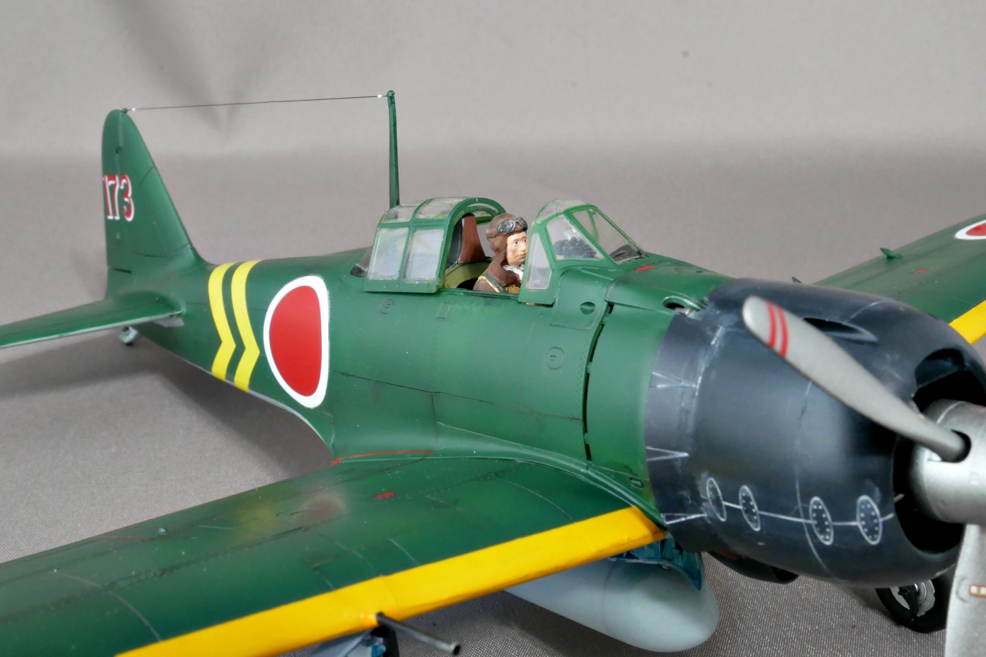 大日本帝国海軍 三菱 零式艦上戦闘機二二型 タミヤ 1/48 プラモデル製作手順 組立と塗装 製作記 完成写真