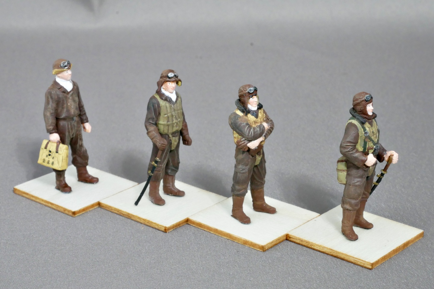 大日本帝国海軍 三菱 零式艦上戦闘機二二型 タミヤ 1/48 プラモデル製作手順 組立と塗装 製作記 完成写真